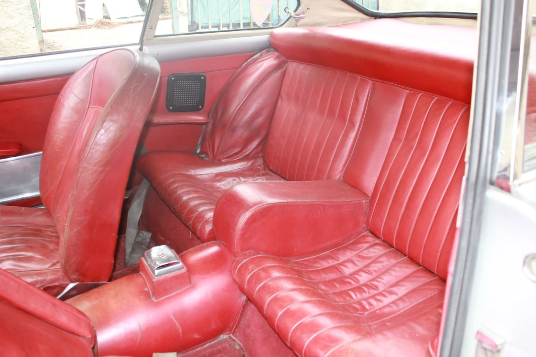 1961 Ferrari 250 GTE - Image 6 of 8