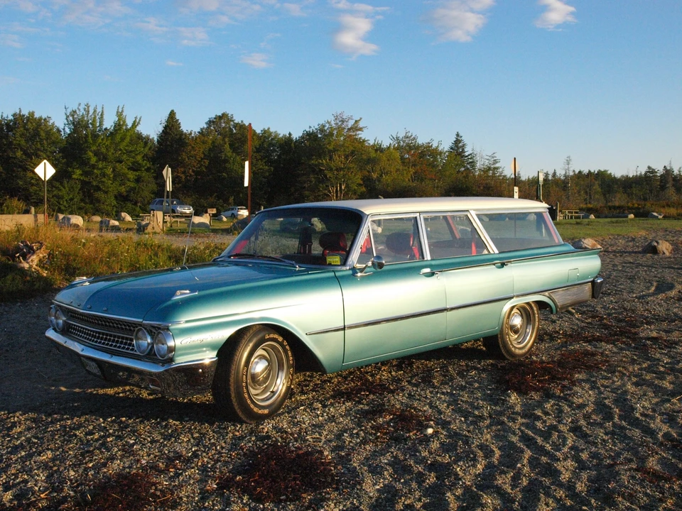 1961 Ford Country Sedan - Image 3 of 31