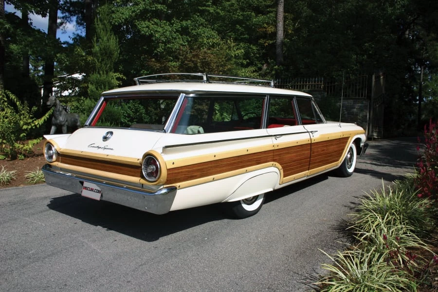 1961 Ford Country Squire - Image 2 of 8