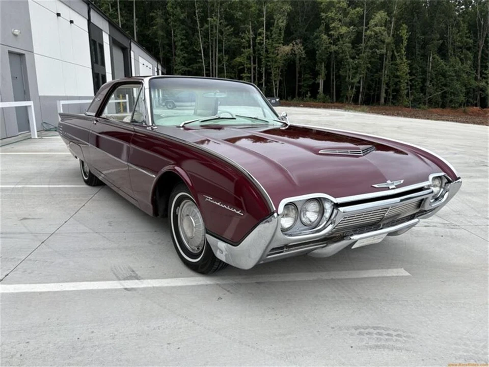 1961 Ford Fairlane 3rd Gen - Image 3 of 31