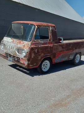 1961 Ford E-100 Econoline