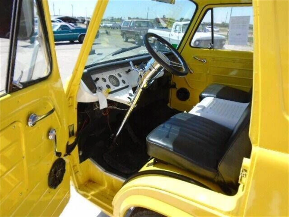 1961 Ford Econoline Van - Image 4 of 9