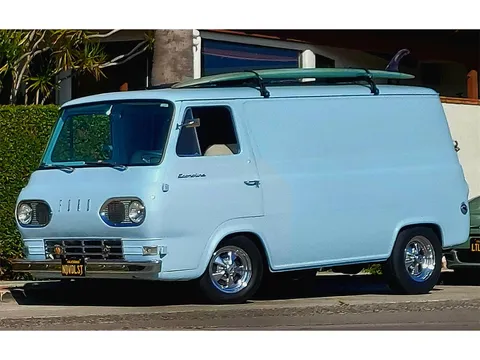 1961 Ford Econoline Custom V8 Van