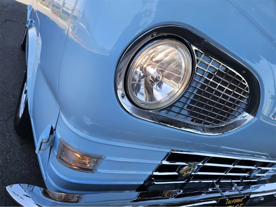 1961 Ford Econoline Van - Image 18 of 31