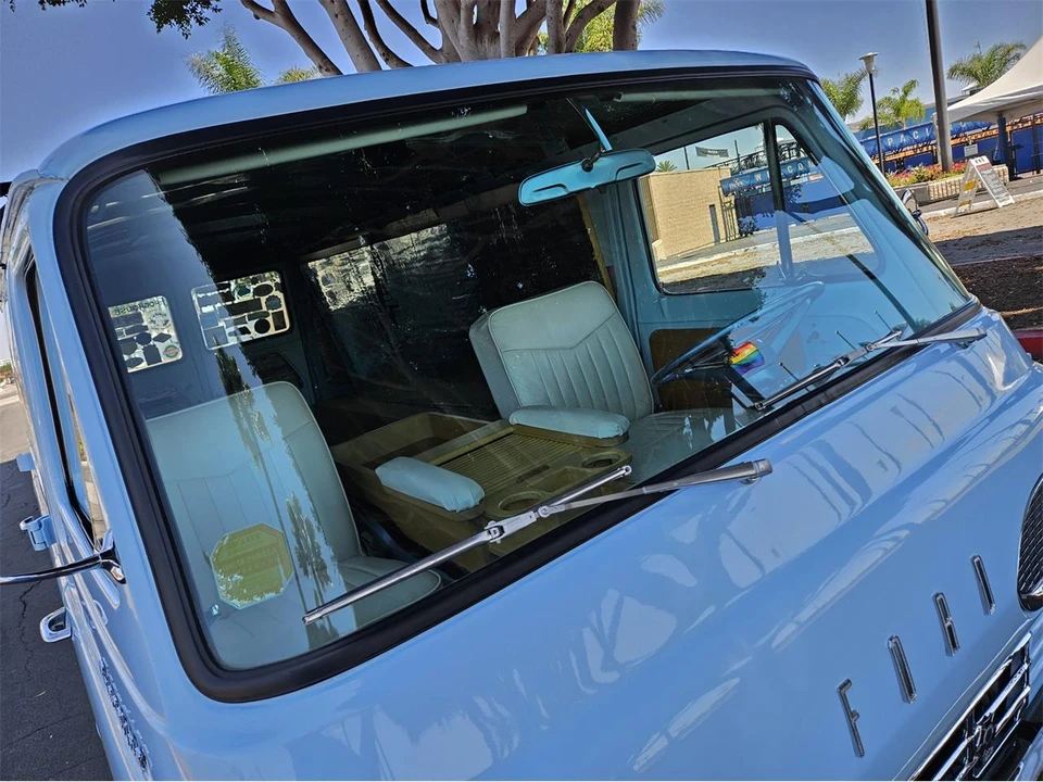 1961 Ford Econoline Van - Image 24 of 31