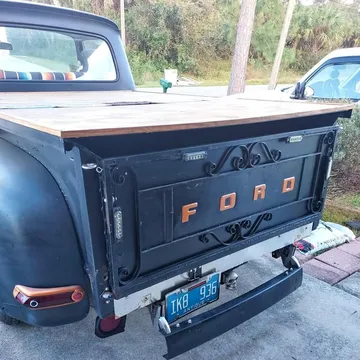 1961 Ford F-100
