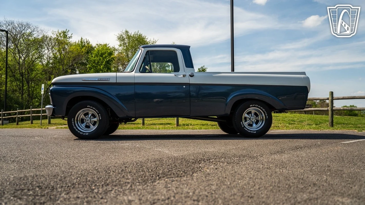 1961 Ford F-Series 4th Gen - Image 11 of 12