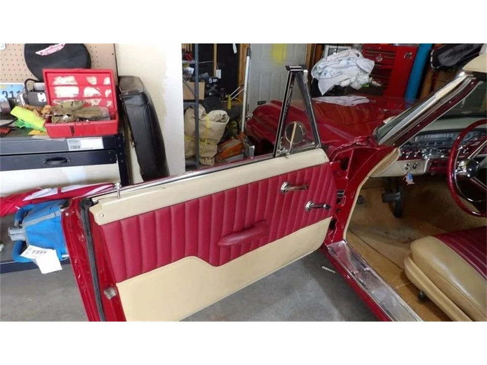 1961 Ford Galaxie 2nd Gen - Image 9 of 31