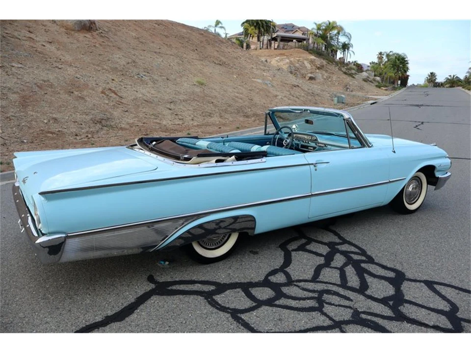 1961 Ford Galaxie 2nd Gen - Image 10 of 31