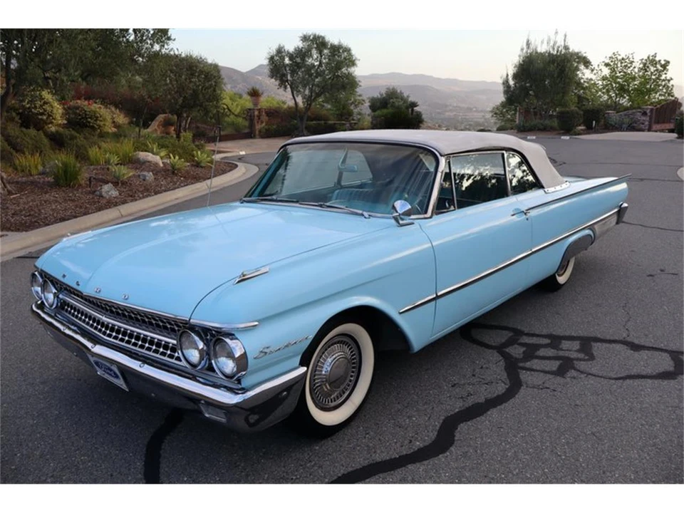 1961 Ford Galaxie 2nd Gen - Image 22 of 31