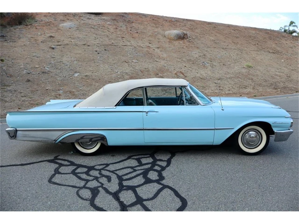 1961 Ford Galaxie 2nd Gen - Image 28 of 31