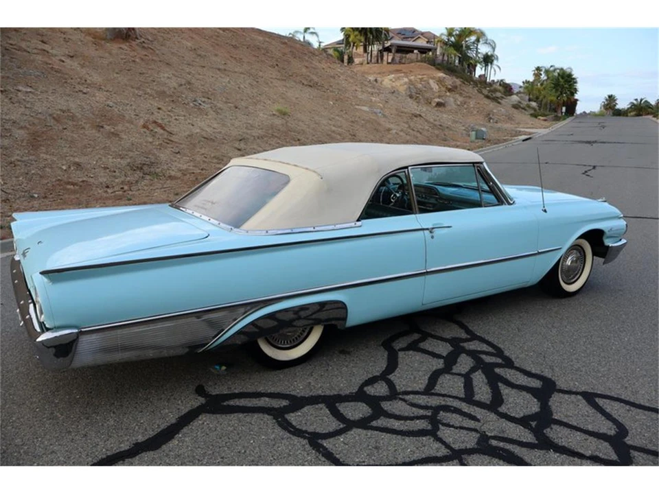 1961 Ford Galaxie 2nd Gen - Image 29 of 31