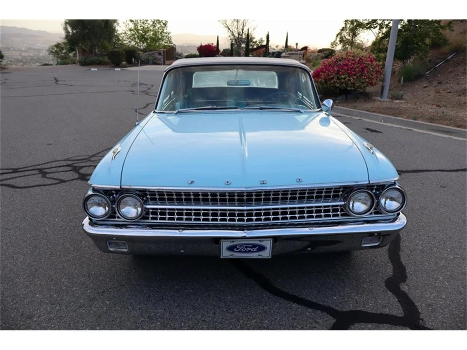 1961 Ford Galaxie 2nd Gen - Image 24 of 31