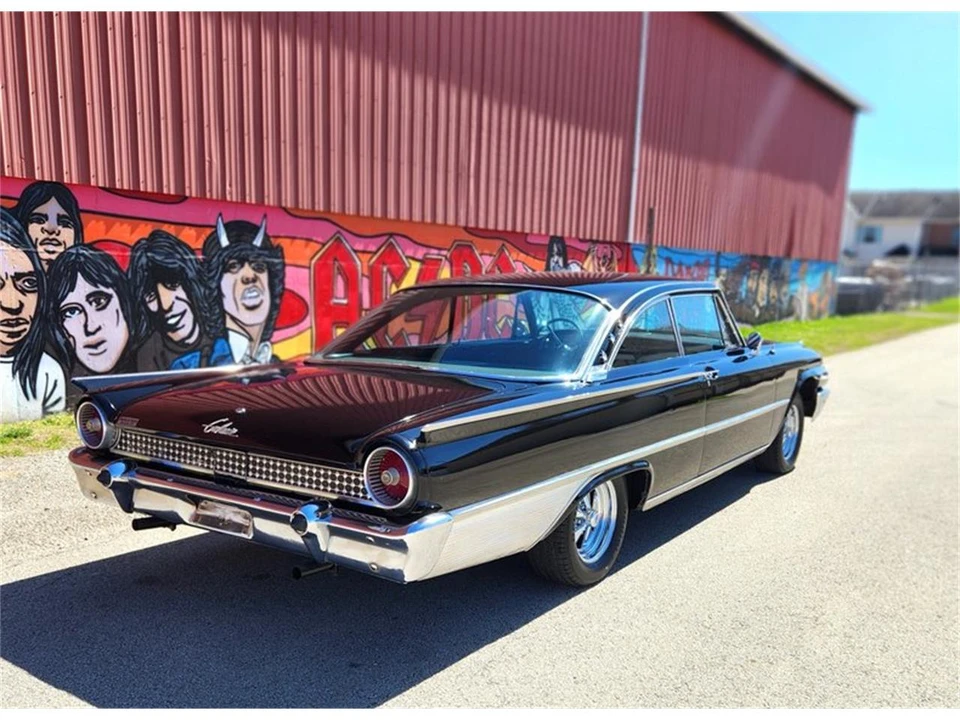 1961 Ford Galaxie 2nd Gen - Image 9 of 21
