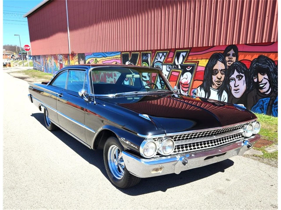 1961 Ford Galaxie 2nd Gen - Image 7 of 21