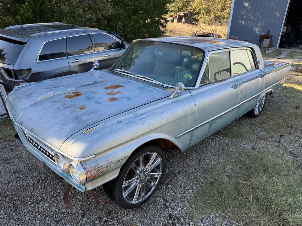 1961 Ford Galaxie 2nd Gen - Image 12 of 21