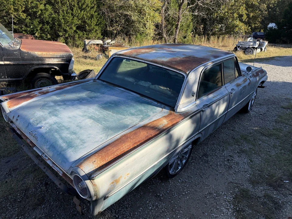 1961 Ford Galaxie 2nd Gen - Image 14 of 21
