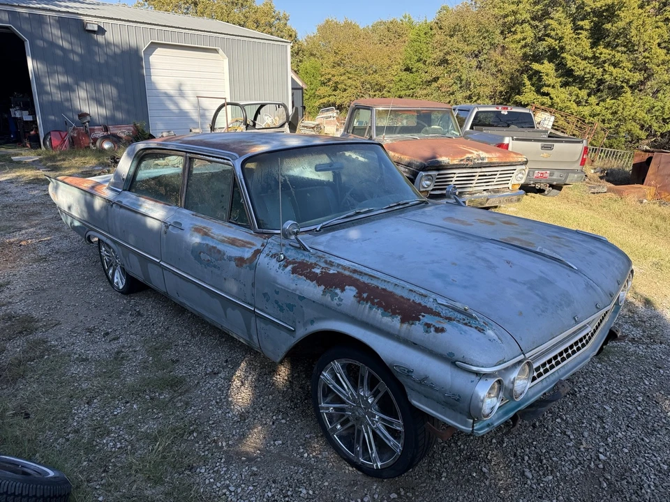 1961 Ford Galaxie 2nd Gen - Image 10 of 21