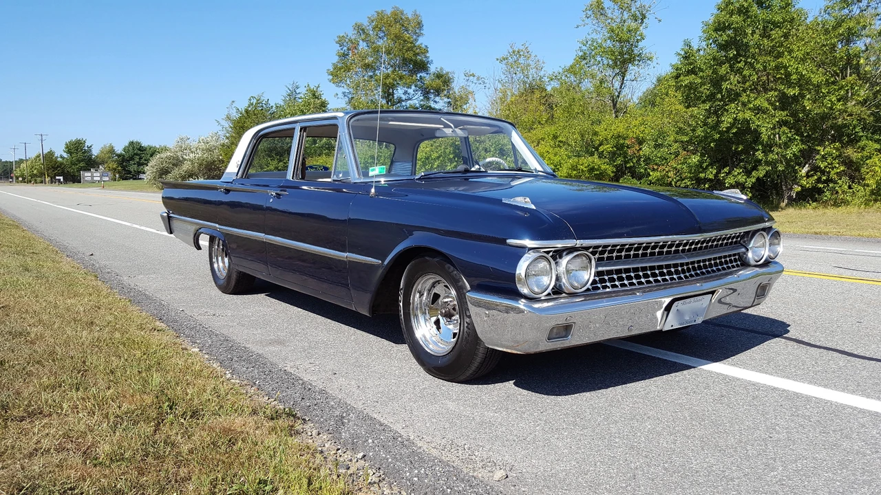 1961 Ford Galaxie 2nd Gen - Image 11 of 31