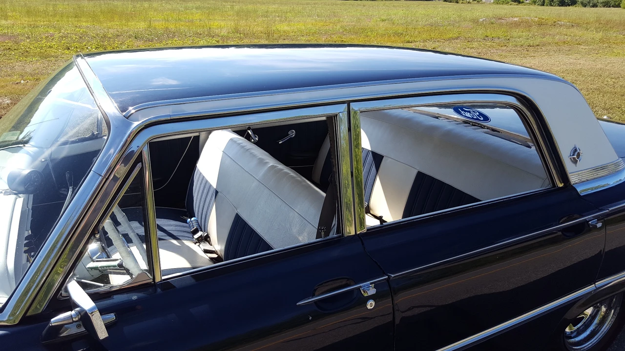 1961 Ford Galaxie 2nd Gen - Image 25 of 31