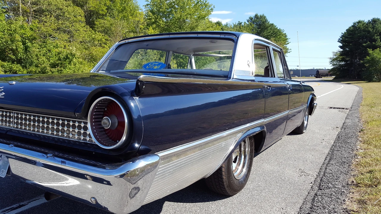 1961 Ford Galaxie 2nd Gen - Image 15 of 31