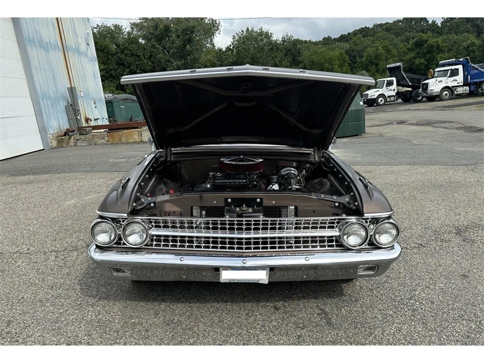 1961 Ford Galaxie 2nd Gen - Image 9 of 31