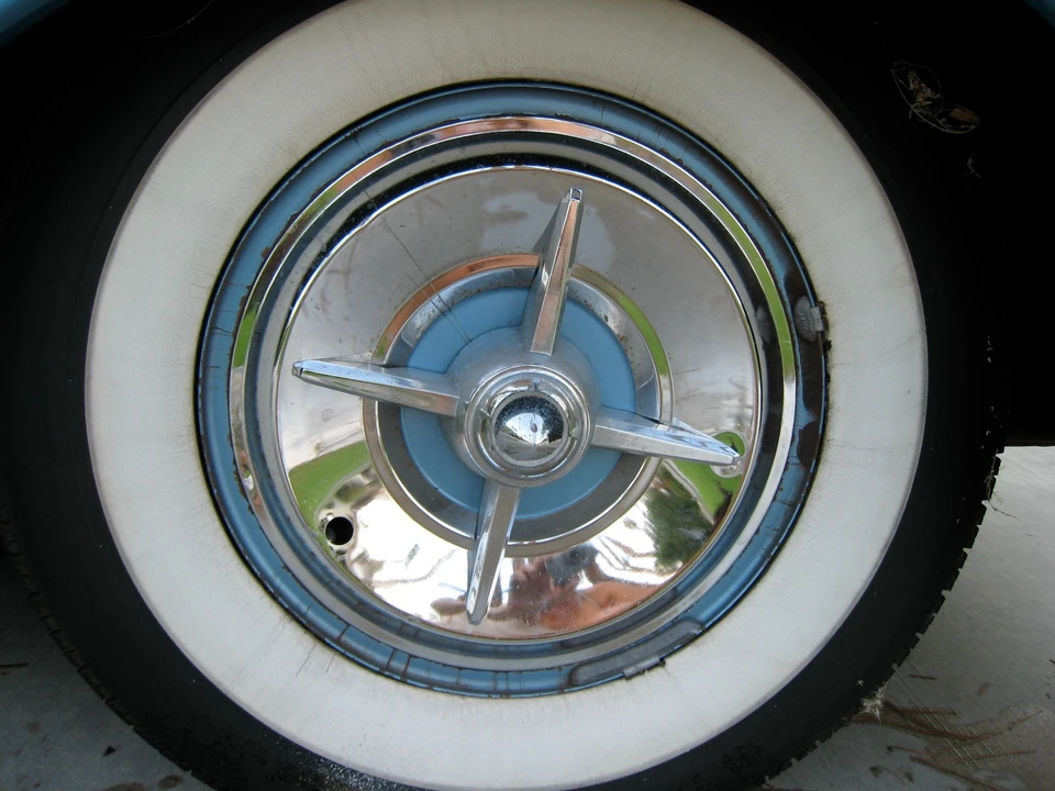 1961 Ford Galaxie 2nd Gen - Image 9 of 31