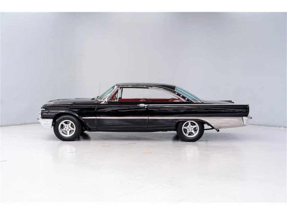 1961 Ford Galaxie 2nd Gen - Image 2 of 31