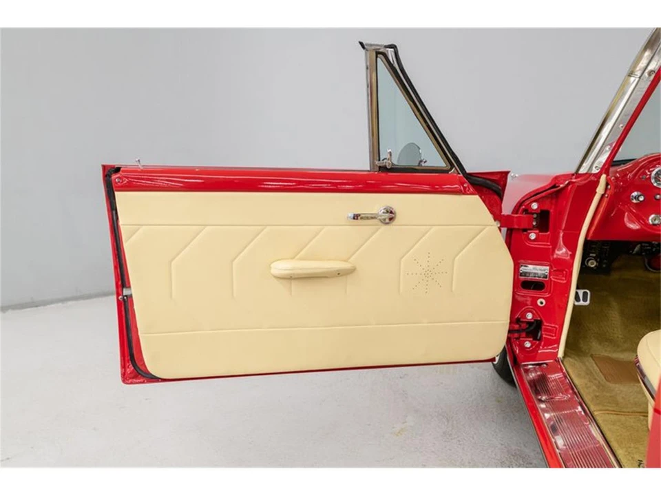 1961 Ford Galaxie 2nd Gen - Image 9 of 31