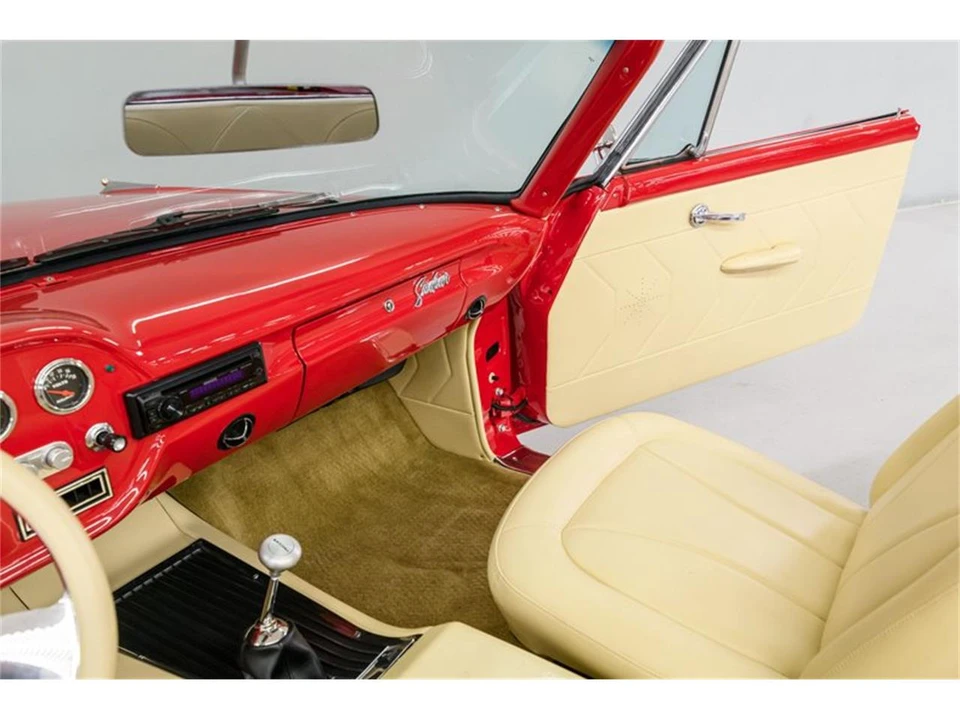 1961 Ford Galaxie 2nd Gen - Image 24 of 31