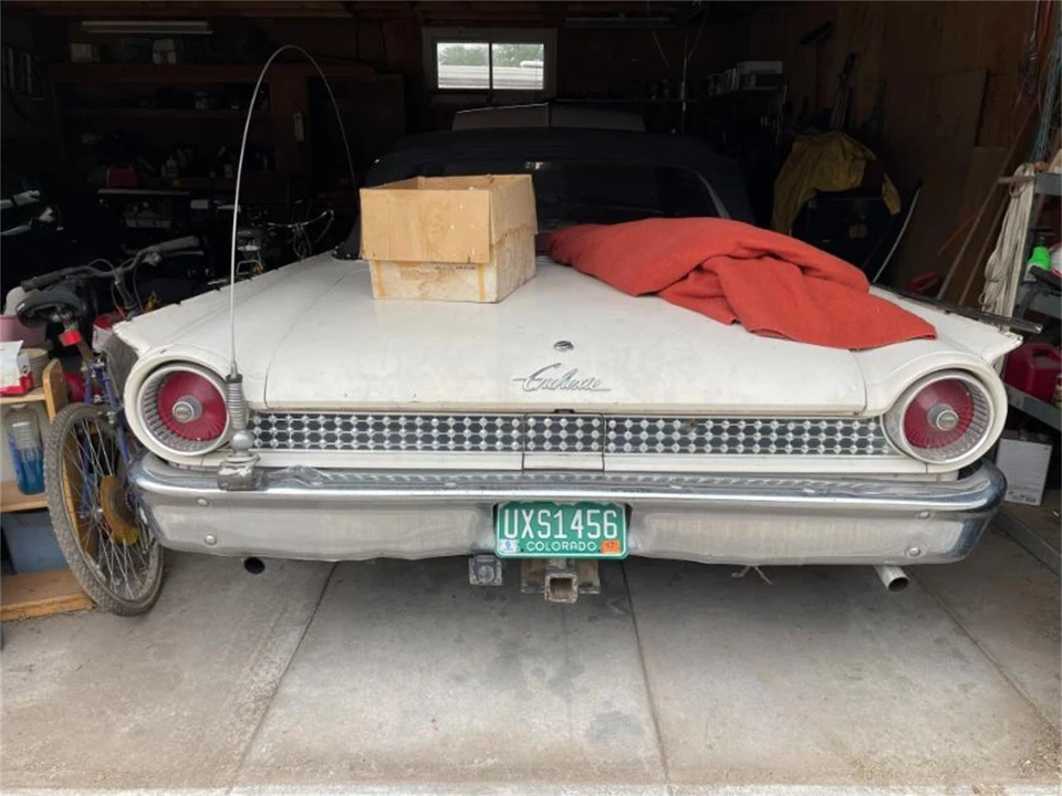 1961 Ford Galaxie 2nd Gen - Image 15 of 18