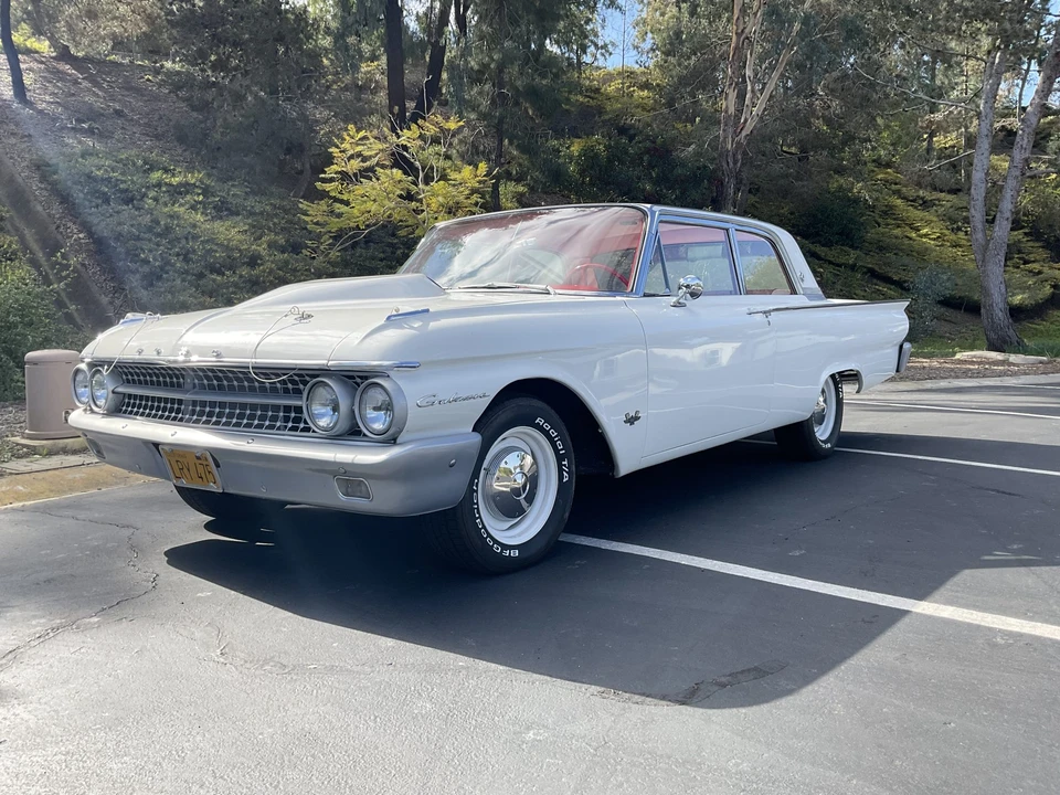 1961 Ford Galaxie 2nd Gen - Image 26 of 31