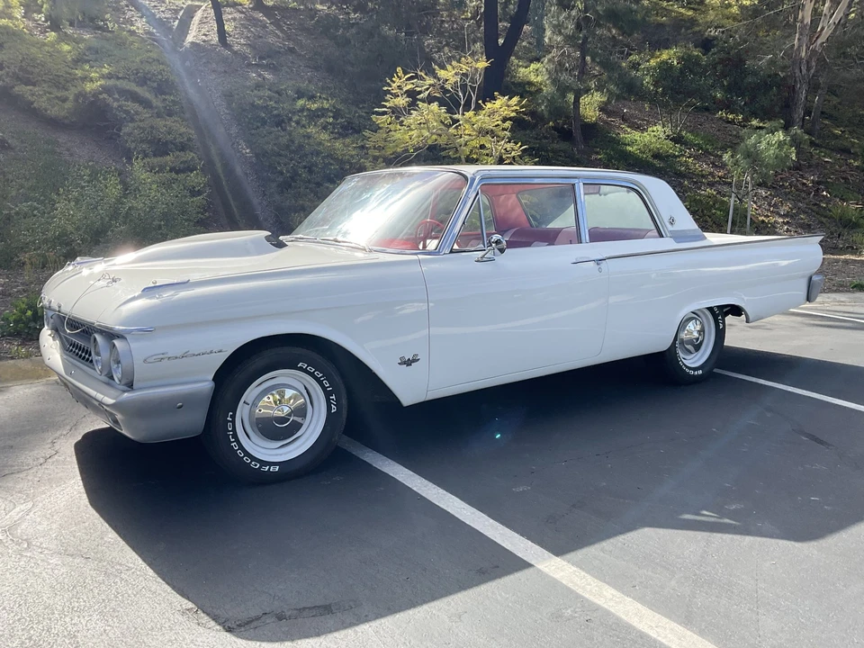 1961 Ford Galaxie 2nd Gen - Image 27 of 31