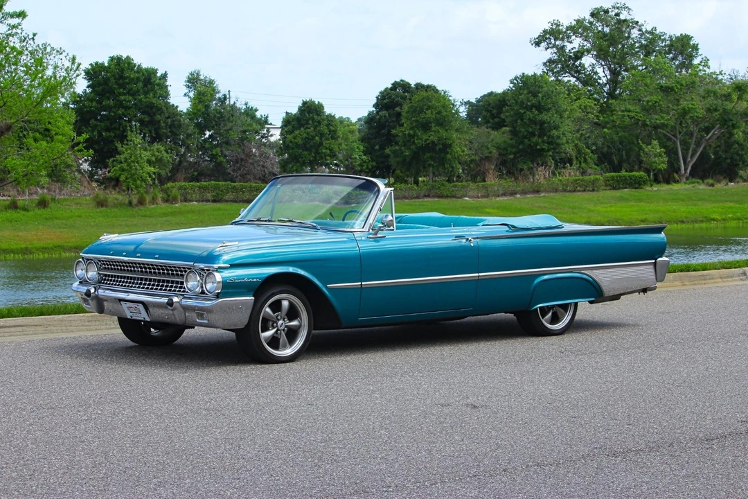 1961 Ford Galaxie 2nd Gen - Image 17 of 31