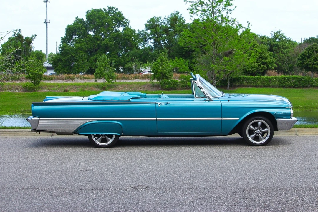1961 Ford Galaxie 2nd Gen - Image 7 of 31