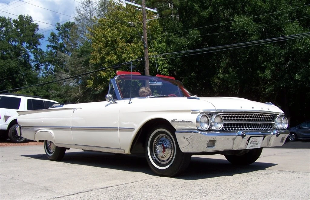 1961 Ford Galaxie 2nd Gen - Image 15 of 31