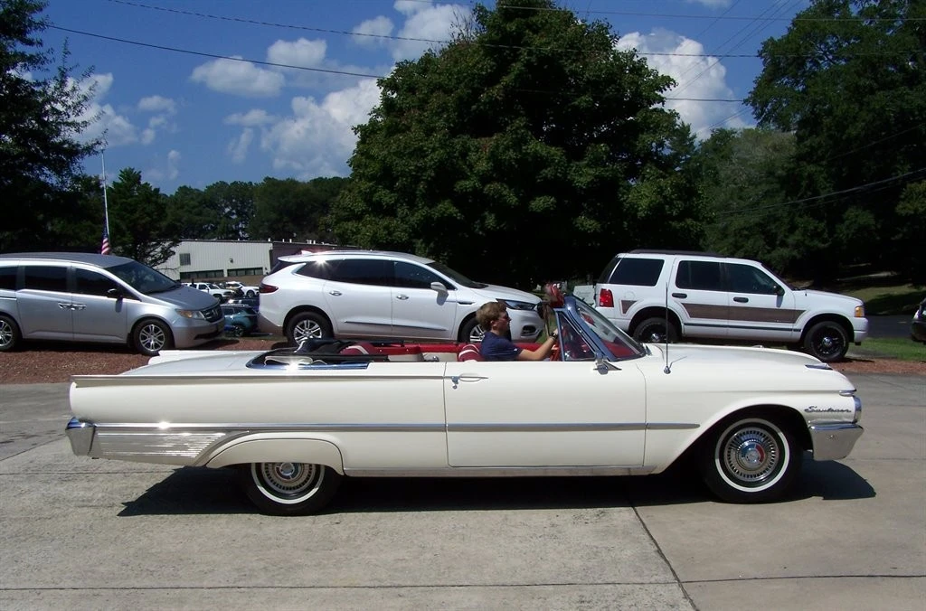 1961 Ford Galaxie 2nd Gen - Image 7 of 31