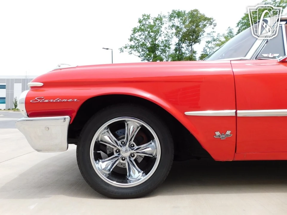 1961 Ford Galaxie 2nd Gen - Image 10 of 12