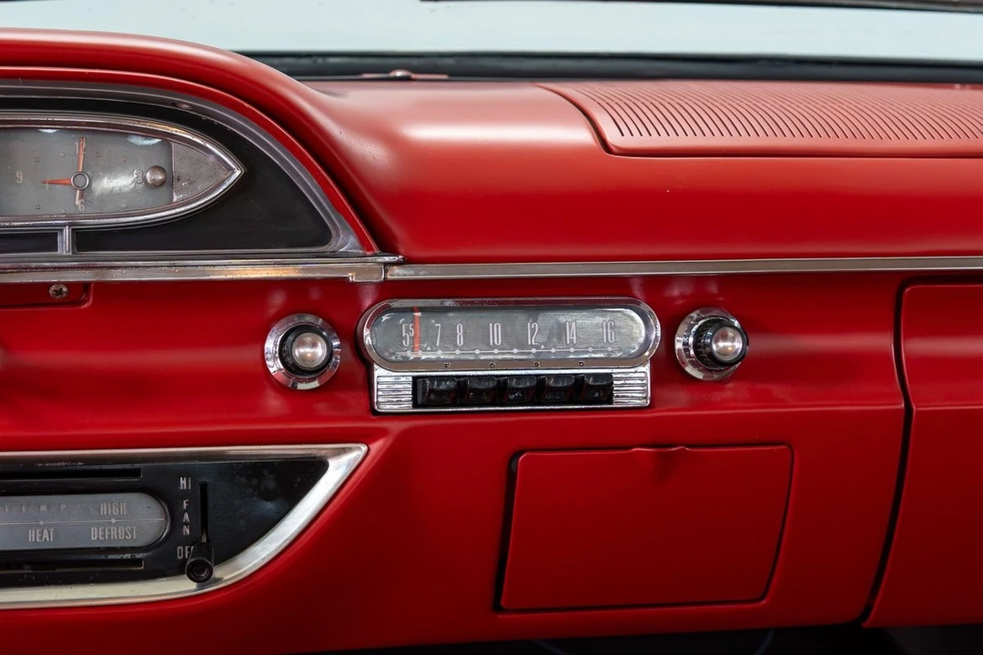 1961 Ford Galaxie 2nd Gen - Image 19 of 31