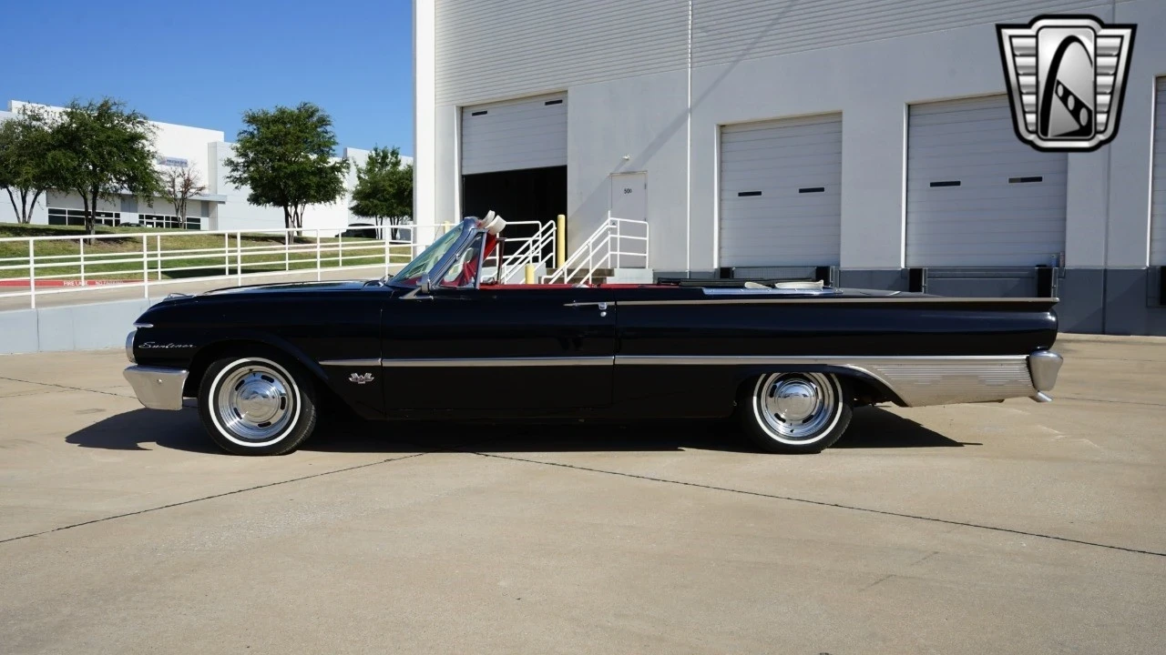 1961 Ford Galaxie 2nd Gen - Image 4 of 12