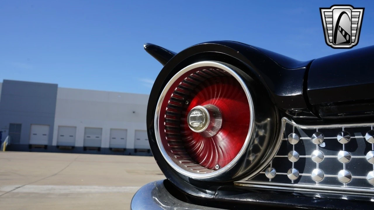 1961 Ford Galaxie 2nd Gen - Image 16 of 21