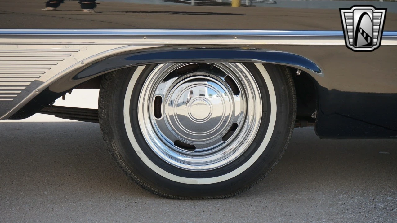 1961 Ford Galaxie 2nd Gen - Image 12 of 12