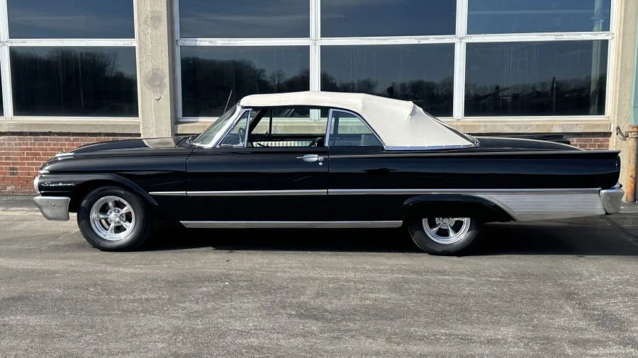 1961 Ford Galaxie 2nd Gen - Image 2 of 13