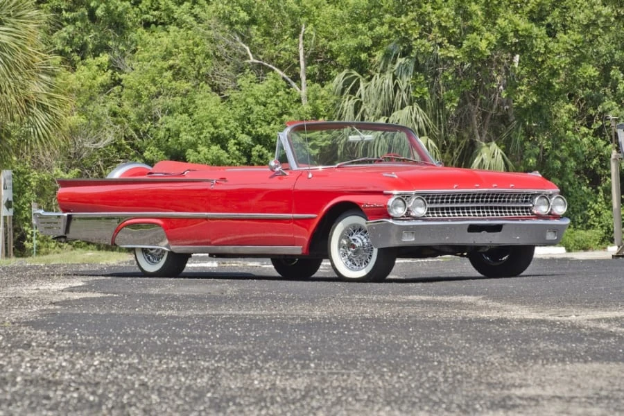 1961 Ford Galaxie 2nd Gen - Image 11 of 12