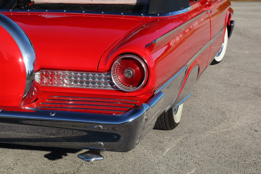 1961 Ford Galaxie 2nd Gen - Image 14 of 31