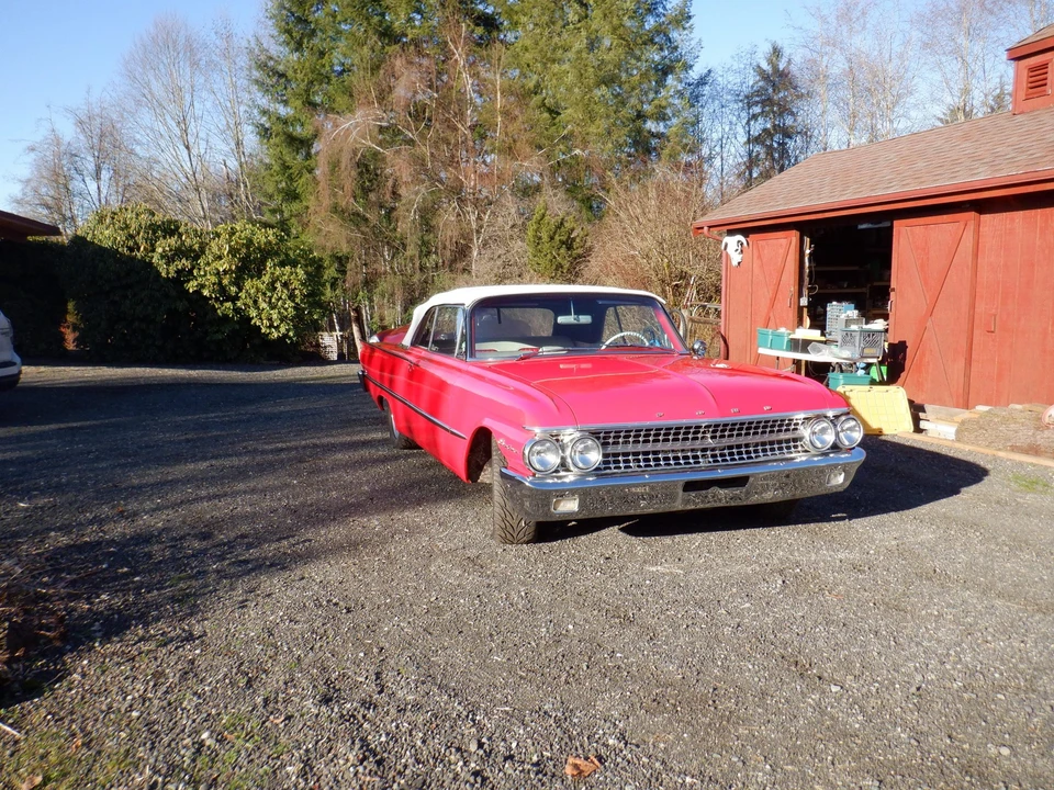 1961 Ford Galaxie 2nd Gen - Image 18 of 31
