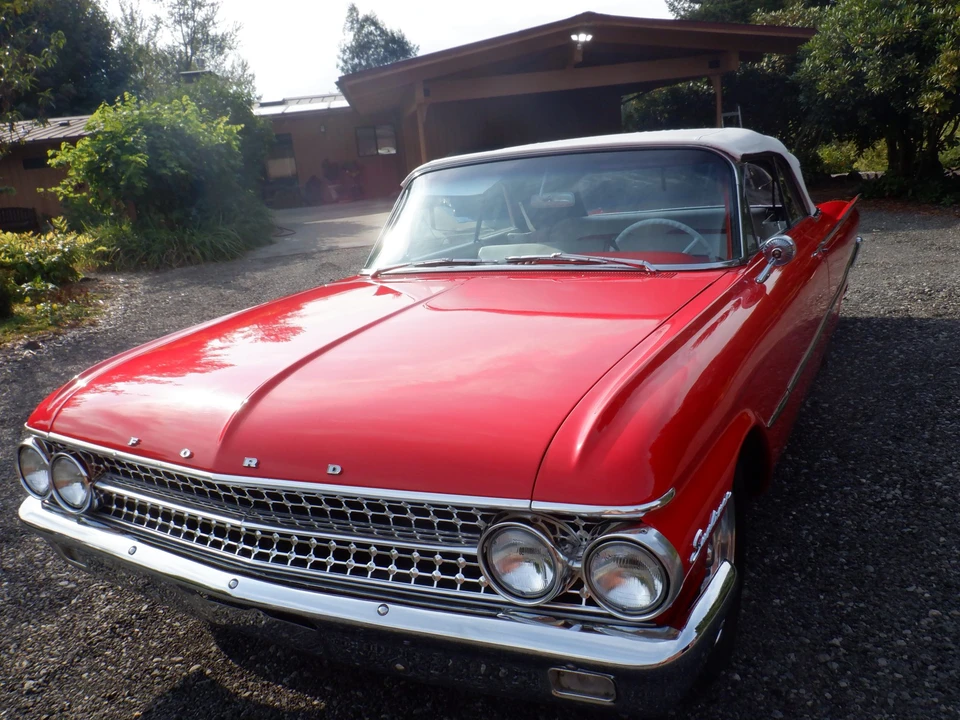 1961 Ford Galaxie 2nd Gen - Image 16 of 31