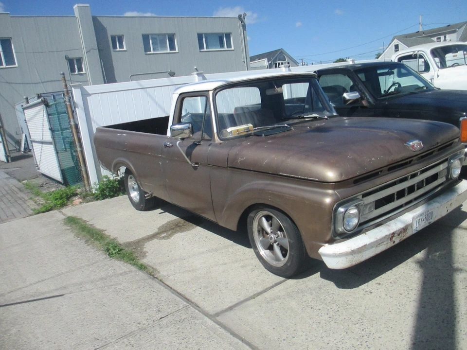 1961 Ford Econoline Pickup - Image 2 of 4