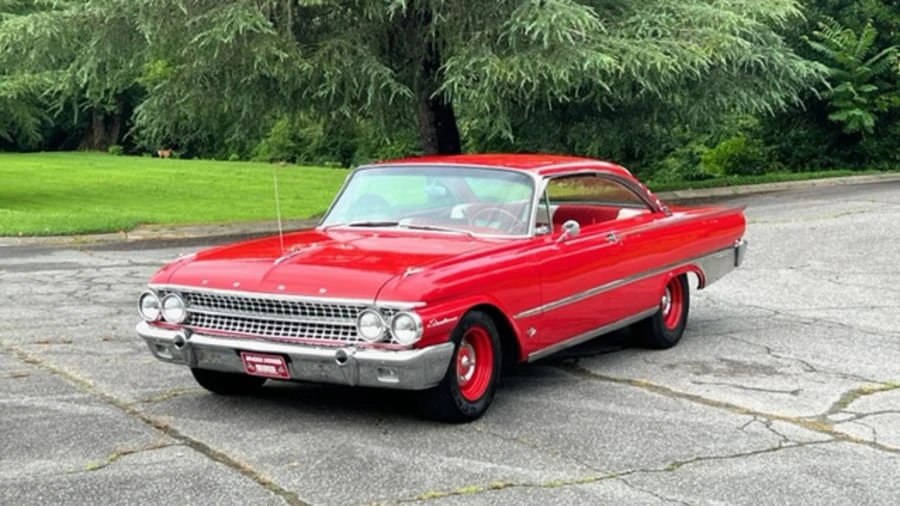 1961 Ford Galaxie 2nd Gen - Image 15 of 21