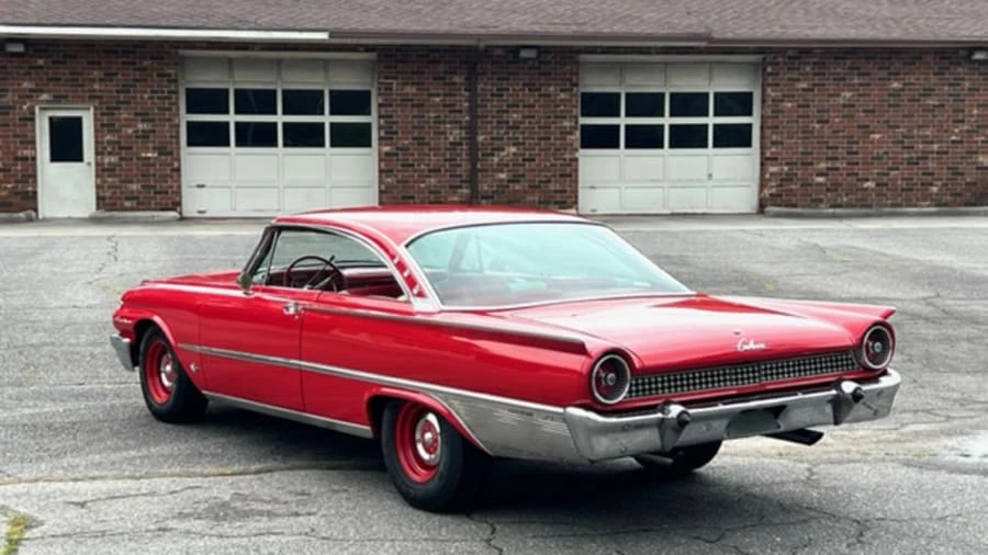 1961 Ford Galaxie 2nd Gen - Image 18 of 21